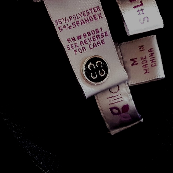 Lilac Bloom Top Size M Amelia Y Neck Tunic NWOT - Picture 12 of 12